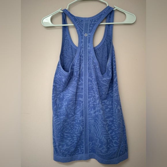 lululemon athletica Blue Patterned Tank Top - Picture 2 of 6